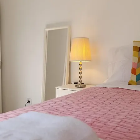 Sherryflat Solea Parking Apartment